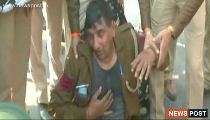 delhi news 83 policemen injured 26 in critical condition